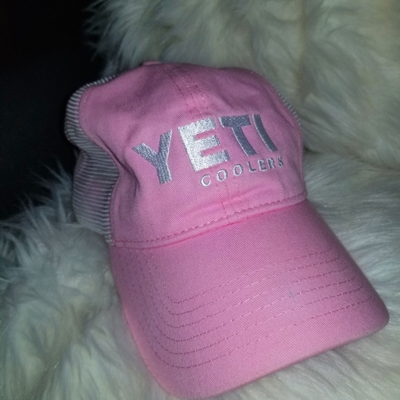 Yeti Accessories - YETI adjustable hat, Never worn!